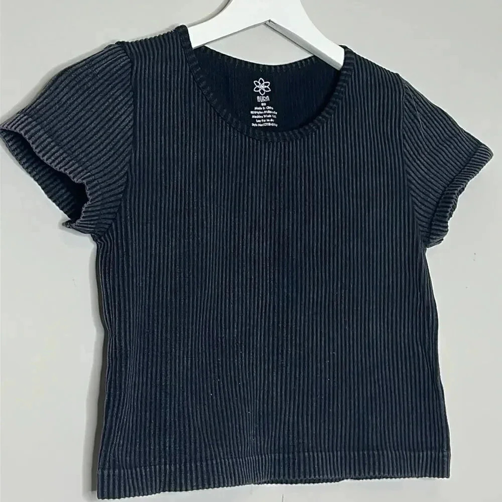 Black Ribbed Top